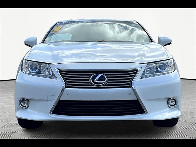 2015 Lexus ES Hybrid 300h