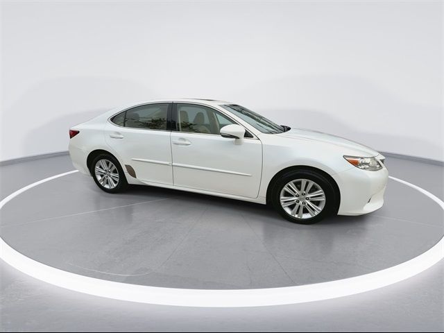 2015 Lexus ES 350 Crafted Line