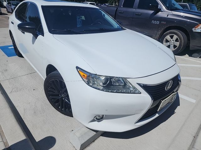 2015 Lexus ES 350 Crafted Line