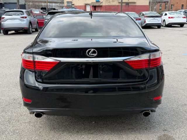 2015 Lexus ES 350 Crafted Line