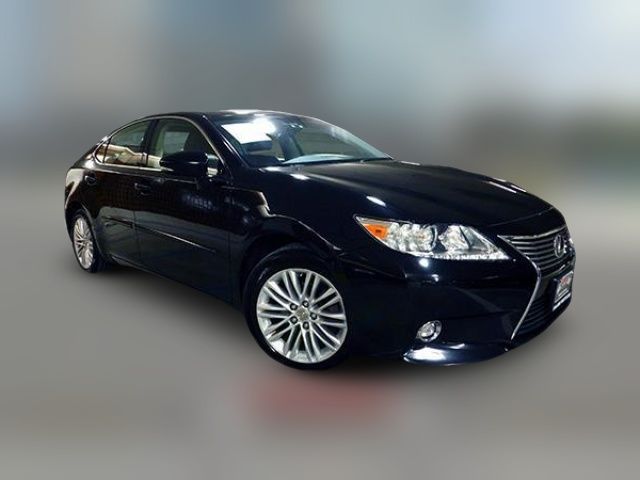 2015 Lexus ES 350 Crafted Line