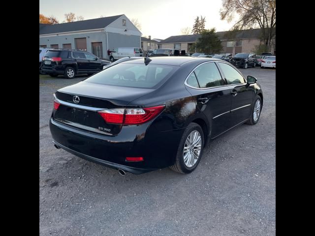 2015 Lexus ES 350 Crafted Line