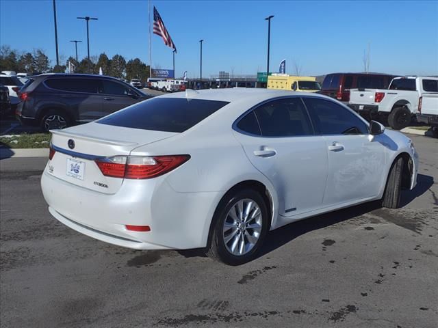 2015 Lexus ES Hybrid 300h