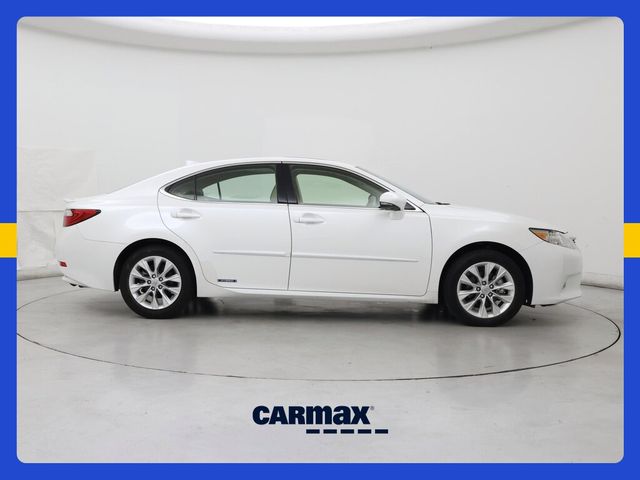 2015 Lexus ES Hybrid 300h