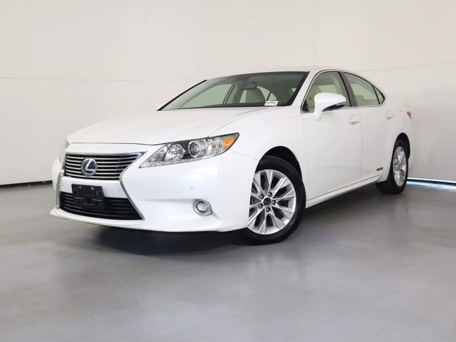 2015 Lexus ES Hybrid 300h