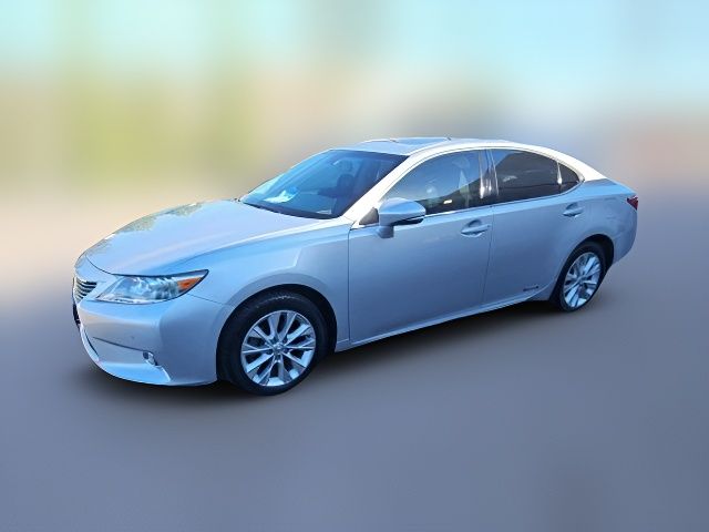 2015 Lexus ES Hybrid 300h