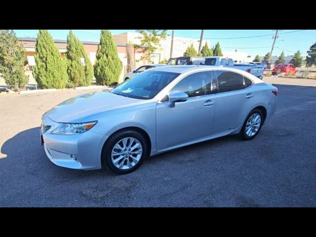 2015 Lexus ES Hybrid 300h