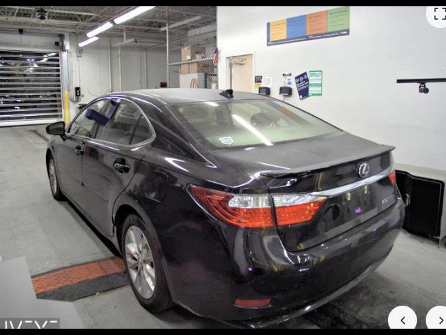 2015 Lexus ES Hybrid 300h