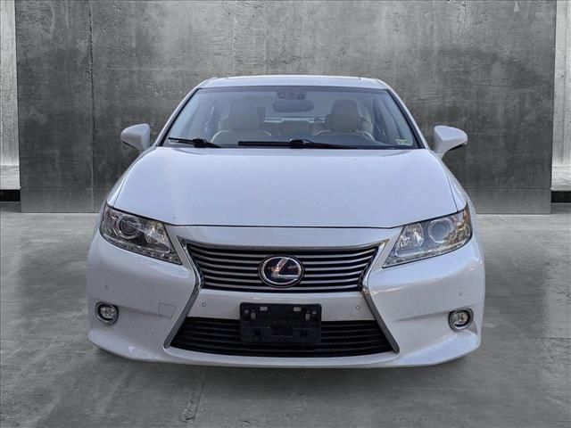 2015 Lexus ES Hybrid 300h