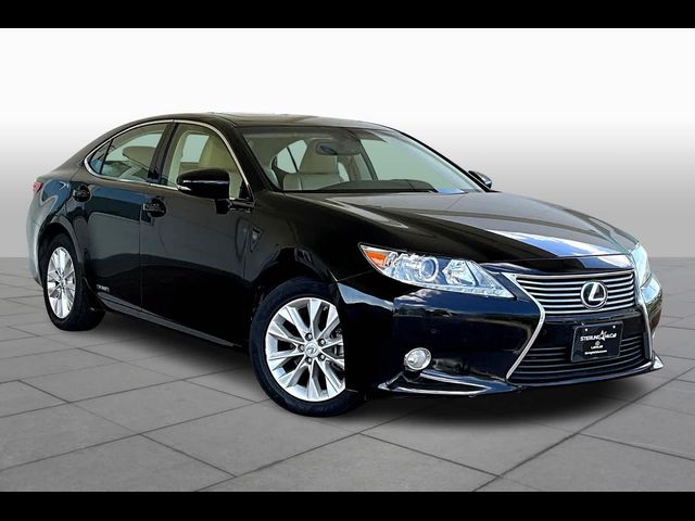 2015 Lexus ES Hybrid 300h