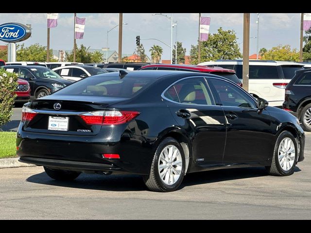 2015 Lexus ES Hybrid 300h