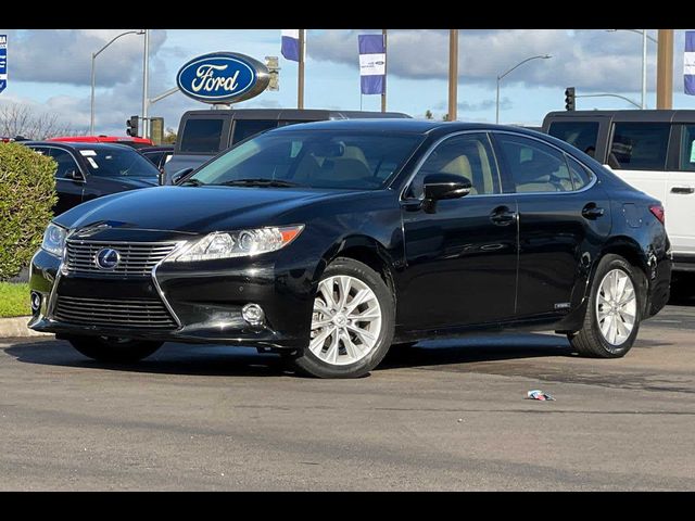 2015 Lexus ES Hybrid 300h