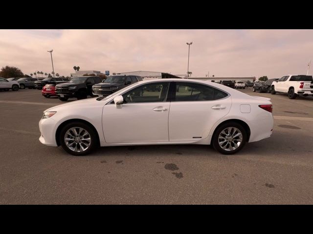 2015 Lexus ES Hybrid 300h