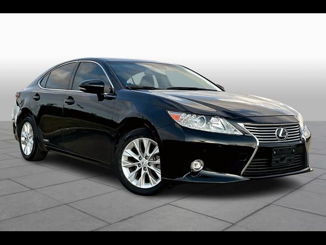 2015 Lexus ES Hybrid 300h