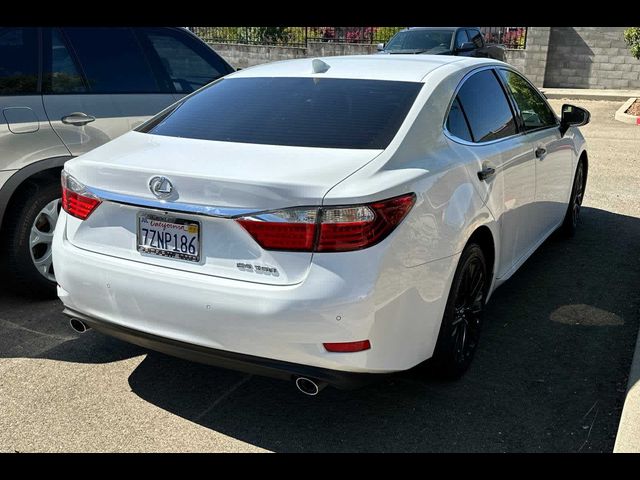 2015 Lexus ES 350 Crafted Line