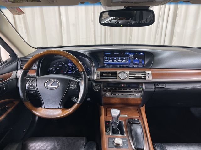 2015 Lexus LS 460