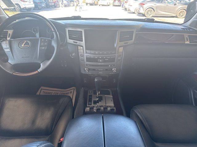 2015 Lexus LX 570