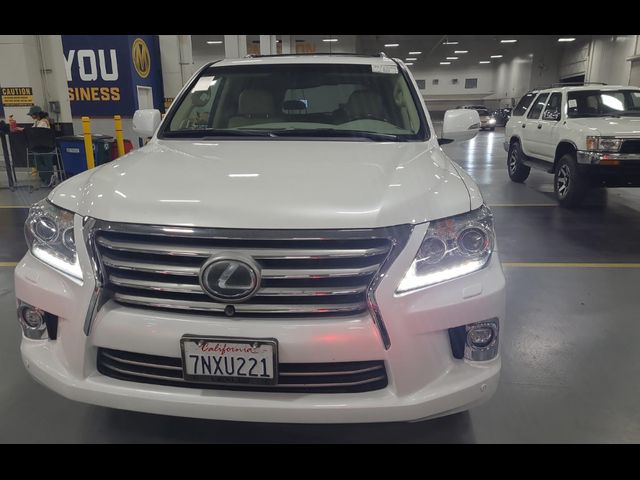 2015 Lexus LX 570