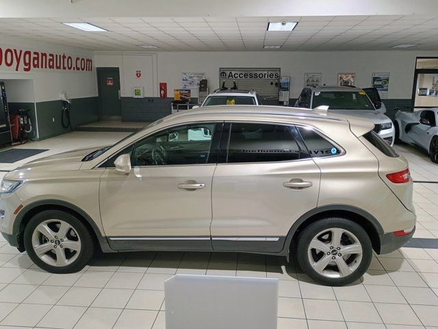 2015 Lincoln MKC Base