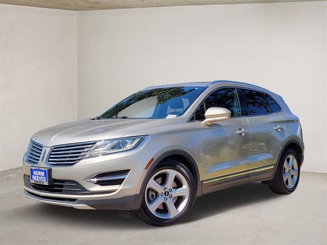 2015 Lincoln MKC Base