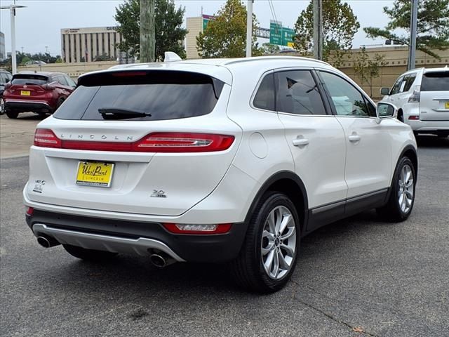 2015 Lincoln MKC Base