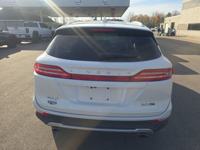 2015 Lincoln MKC Base