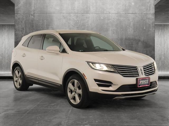 2015 Lincoln MKC Base