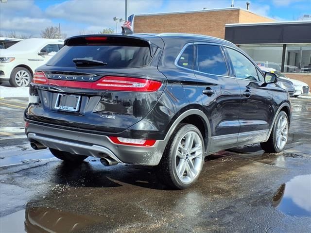 2015 Lincoln MKC Base