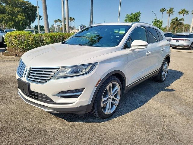 2015 Lincoln MKC Base