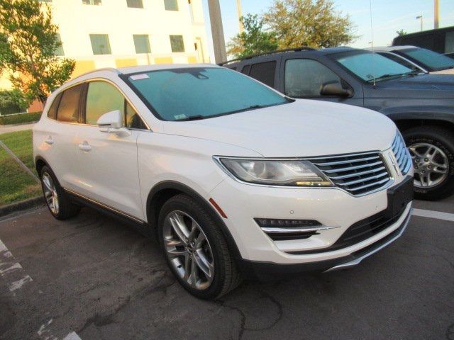 2015 Lincoln MKC Base