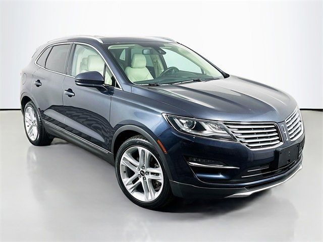 2015 Lincoln MKC Base