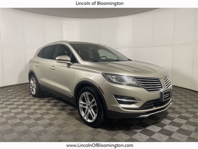 2015 Lincoln MKC Base