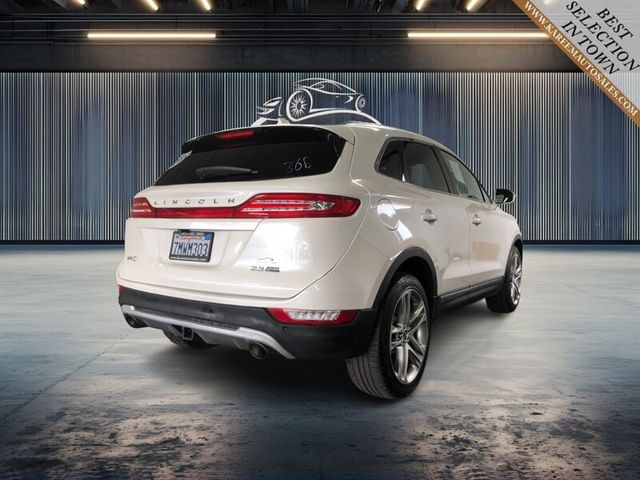 2015 Lincoln MKC Base