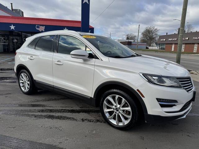 2015 Lincoln MKC Base