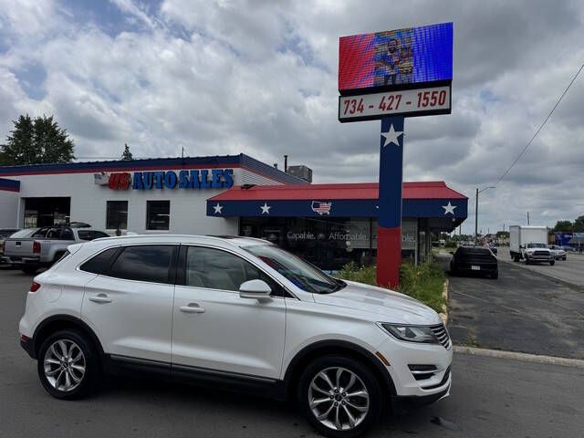 2015 Lincoln MKC Base