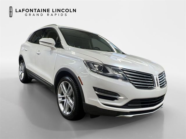 2015 Lincoln MKC Base