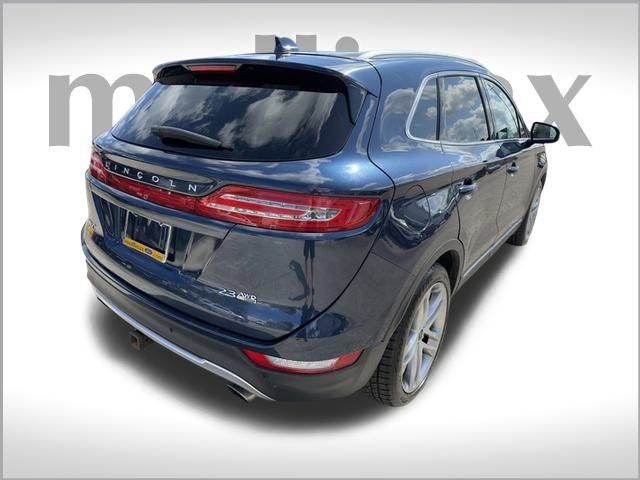 2015 Lincoln MKC Base