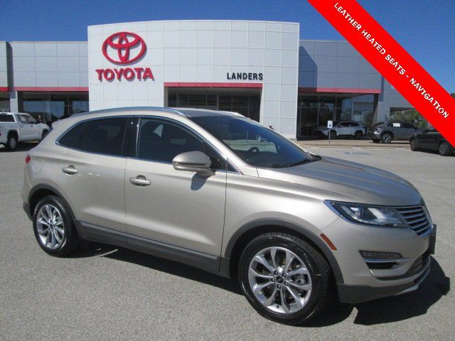 2015 Lincoln MKC Base