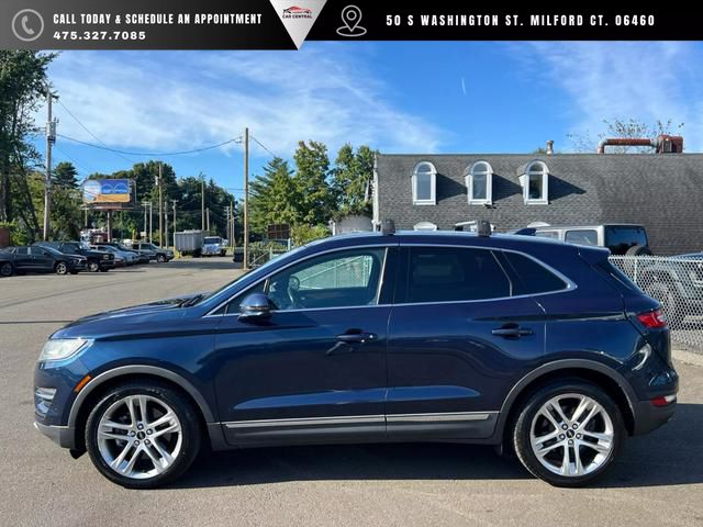 2015 Lincoln MKC Base