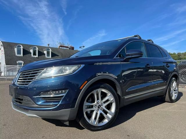 2015 Lincoln MKC Base