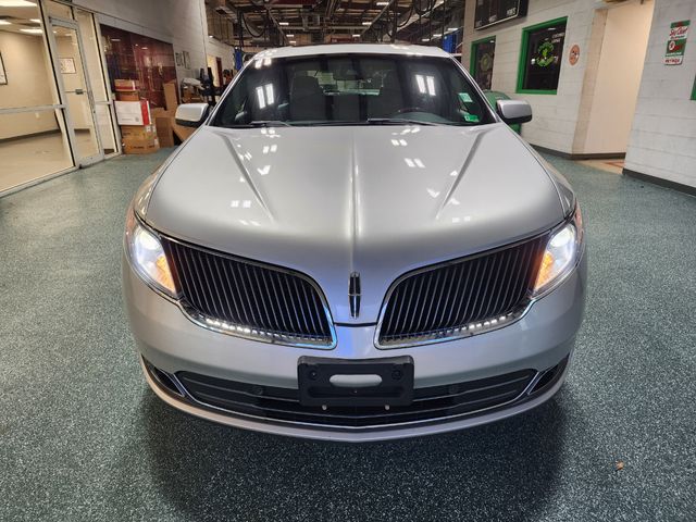 2015 Lincoln MKS Base