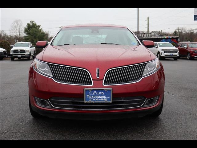 2015 Lincoln MKS Base