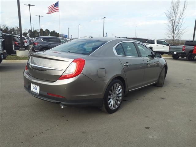 2015 Lincoln MKS Base