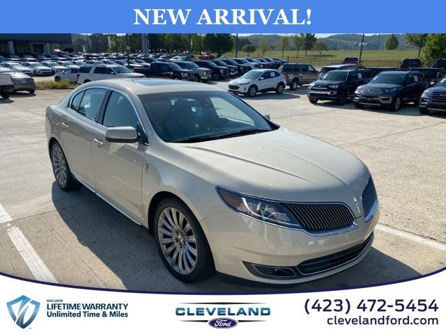 2015 Lincoln MKS Base