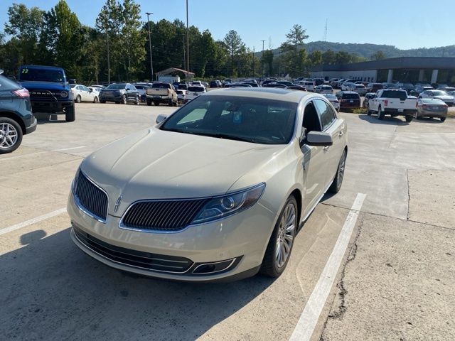 2015 Lincoln MKS Base