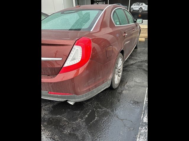 2015 Lincoln MKS Base