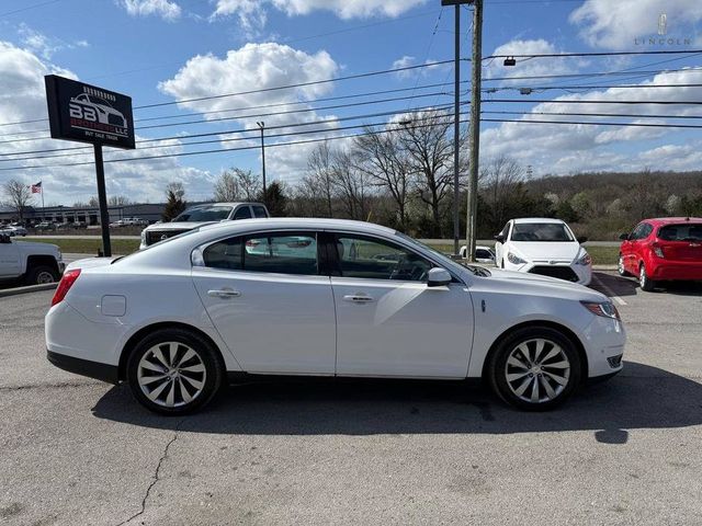 2015 Lincoln MKS Base