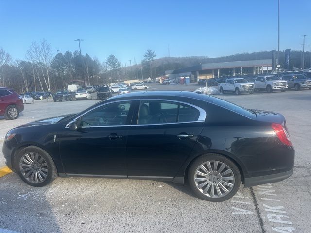 2015 Lincoln MKS Base