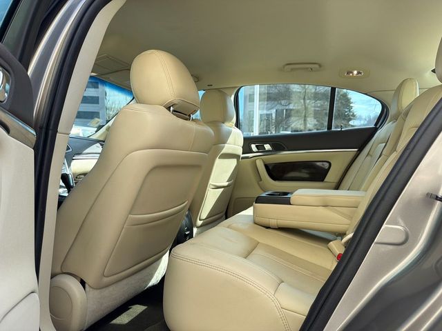 2015 Lincoln MKS Base