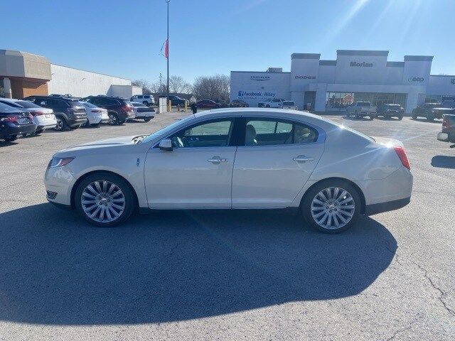 2015 Lincoln MKS Base